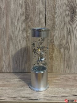 tealight holder with star decoration